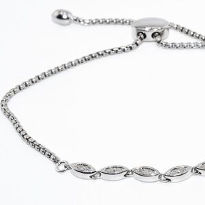 $650 .925 Sterling Silver .12CT Natural Round Cut White Diamond Cluster Bracelet